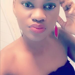 Meet your Posher, Ketty